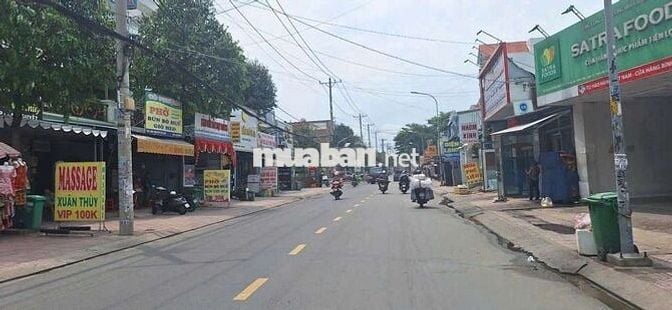 Nhà phố 5m x 23m. 3 tầng Có vỉa hè 9m Mặt tiền Nguyễn Thị Búp