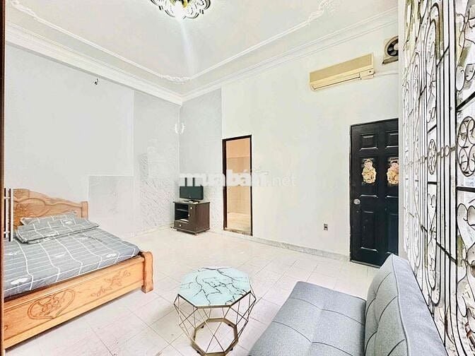 CHO THUÊ PHÒNG STUDIO CỬA SỔ THOÁNG GẦN KHU VỰC SÂN BAY