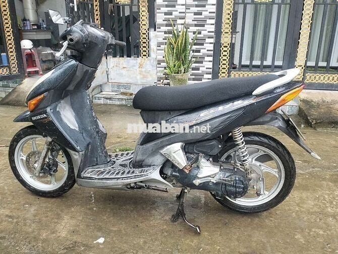 Xe zin máy êm ru biển 65