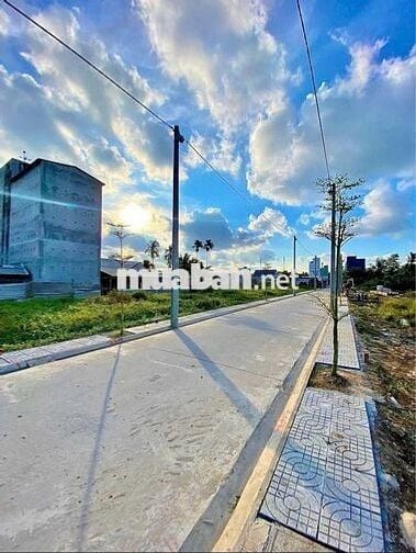 CÒN 2 LÔ GỐC 3MT NGAY ĐƯỜNG 3 THÁNG 2 GIÁ HẠT DẺ