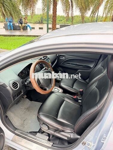 Mitsubishi Attrage GLS 1.2 CVT 2019