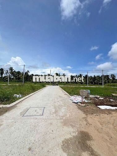 CÒN 2 LÔ GỐC 3MT NGAY ĐƯỜNG 3 THÁNG 2 GIÁ HẠT DẺ