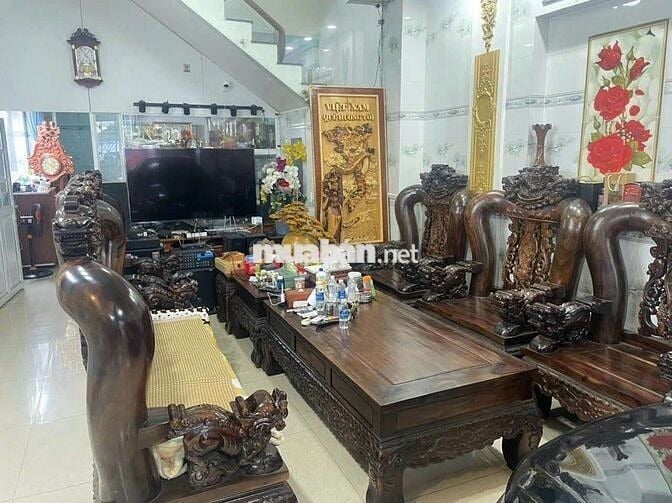 Nhà phố 5m x 23m. 3 tầng Có vỉa hè 9m Mặt tiền Nguyễn Thị Búp