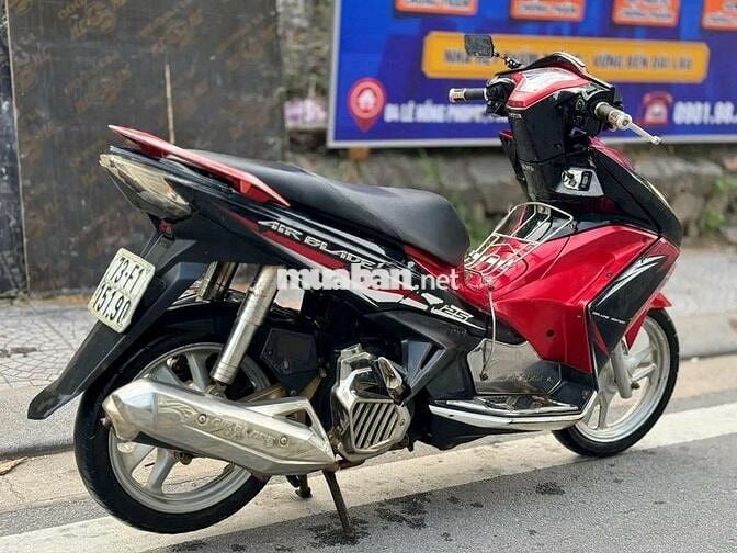 Honda Air Blade 125 Đỏ đen