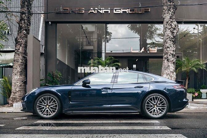Porsche Panamera Xanh Ánh Kim - 1 chủ Sài Gòn