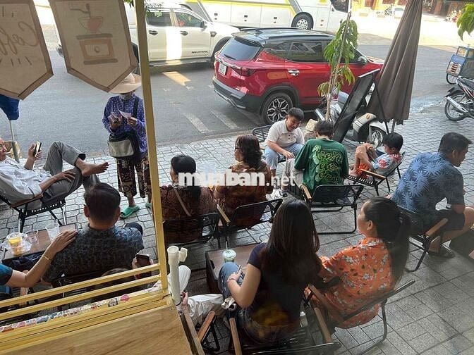 Nhà mặt tiền khu đắc địa Tháp Pà cách biển 400m, lề đường 5m