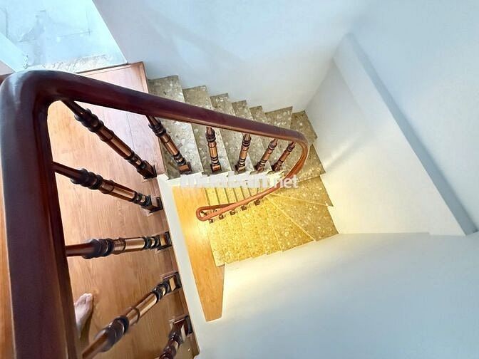 Nhà đẹp-Mặt ngõ-Ngõ thông-Gần phố oto-Xã Đàn 37mx4T- ở,thuê,KD-12.85tỷ