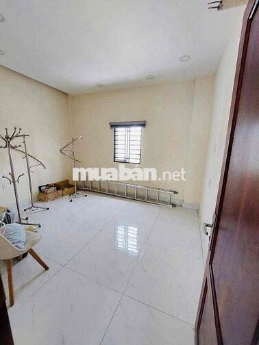 Cho Thuê Nhà 3 Tầng  Đs 4 Đối Diện Vạn Phúc City Ql 13 Hiệp Bình Phước