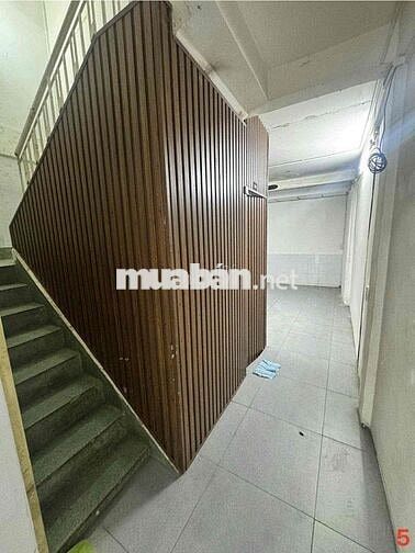 Chính chủ ( k phải môi giới ). Có làm việc với môi giới. Liên hệ sđt