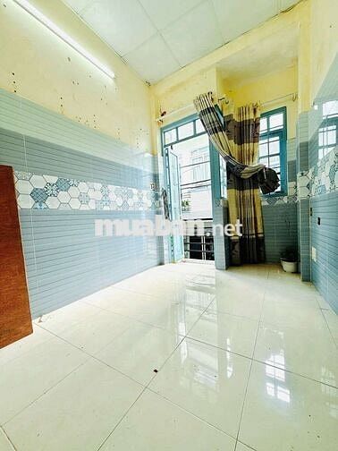 🏡 Bán Nhà khu VIP P3,Q8. Cách mặt tiền Âu Dương Lân 100m 💵🌻 

í