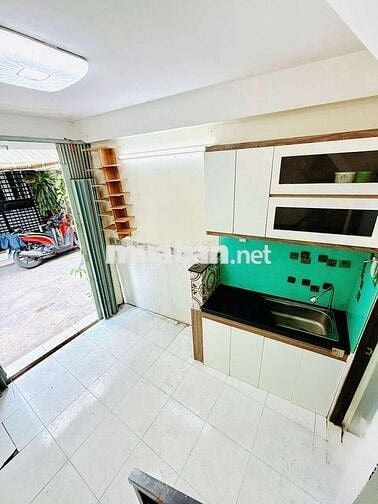 🏡 Bán Nhà khu VIP P3,Q8. Cách mặt tiền Âu Dương Lân 100m 💵🌻 

í