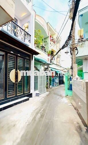 🏡 Bán Nhà mới 4 phòng ngủ vào ở liền khu VIP P15Q8.