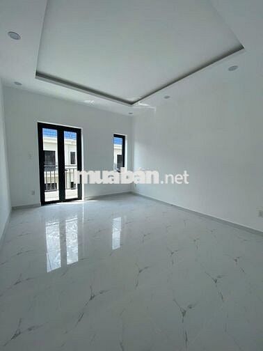 BÁN CĂN NHÀ 1 TRỆT 2 LẦU - SỔ RIÊNG - NGAY TRUNG TÂM TÂN HIỆP.