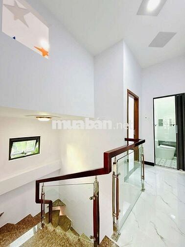 🏡 Bán Nhà mới 4 phòng ngủ vào ở liền khu VIP P15Q8.