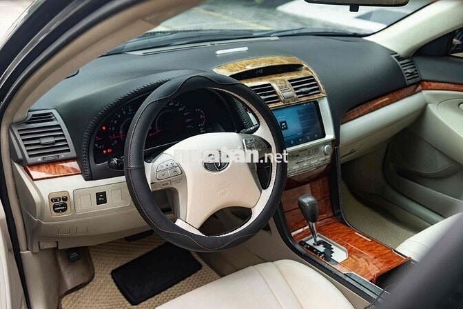 LONG ANH AUTO về TOYOTA camry model 2013