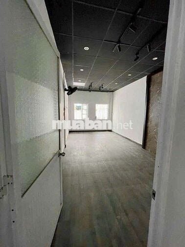 CHO THUÊ GÓC 2 MT BÀ HẠT Q10_ KD ĐÔNG ĐÚC _NHÀ MỚI ĐẸP