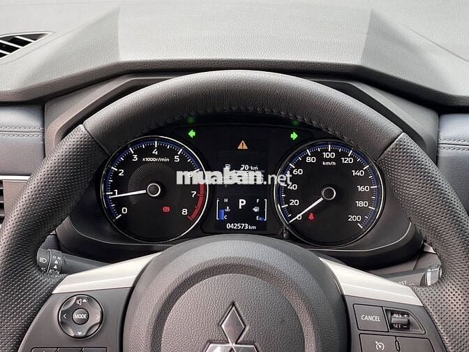 Mitsubishi Xpander Cross 2022 1.5AT Cam 42.000 km