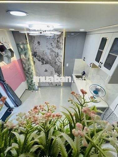 Nhà hẻm 24m2, 1 phòng ngủ, đường Nguyễn Thượng Hiền, Bình Thạnh