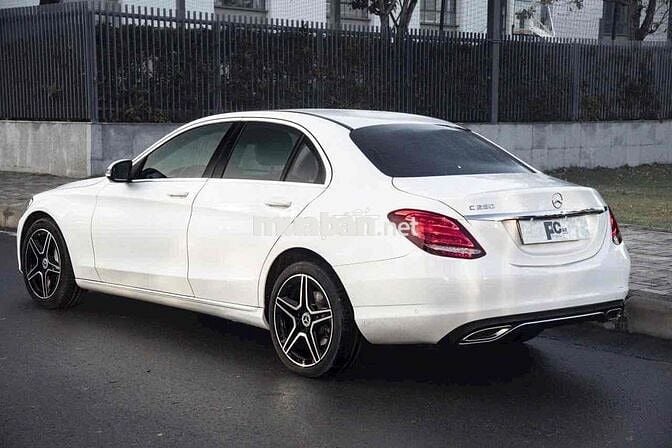 LONG ANH AUTO về Mercedes C250ex 2018