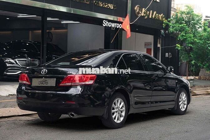 LONG ANH AUTO về TOYOTA camry model 2013