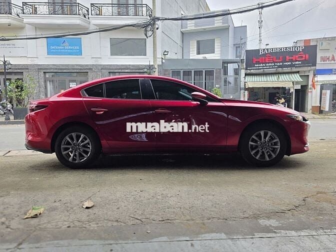 Mazda 3 Sedan 2025 1.5 Luxury Đỏ 2800 km