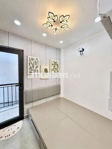 Nhà hẻm 24m2, 1 phòng ngủ, đường Nguyễn Thượng Hiền, Bình Thạnh