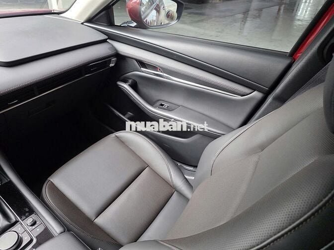 Mazda 3 Sedan 2025 1.5 Luxury Đỏ 2800 km