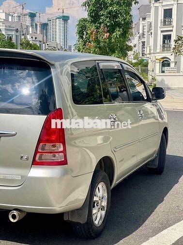 Toyota Innova 2006 G - 150000 km