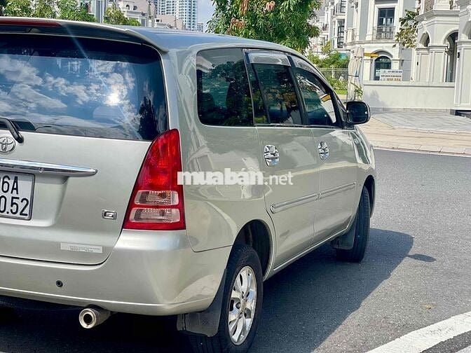 Toyota Innova 2006 G - 150000 km