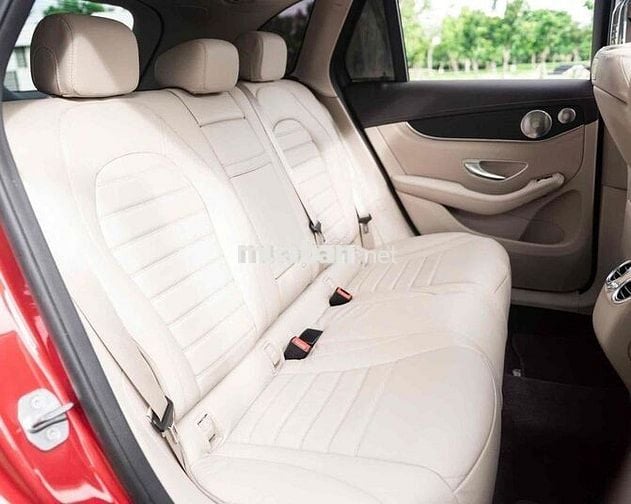 LONG ANH AUTO về Mercedes GLC300 4Matic 2019