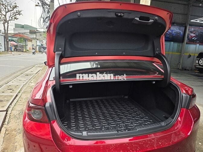 Mazda 3 Sedan 2025 1.5 Luxury Đỏ 2800 km
