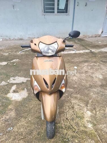 LEAD_110_2012 Fi xe 01 vết trầy mới như xe thùng