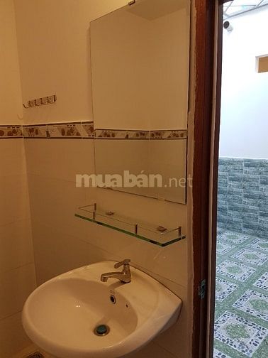 Cho thuê nhà, xưởng 5x35, hẻm 1264 Lê Đức Thọ, P.13, Gò Vấp