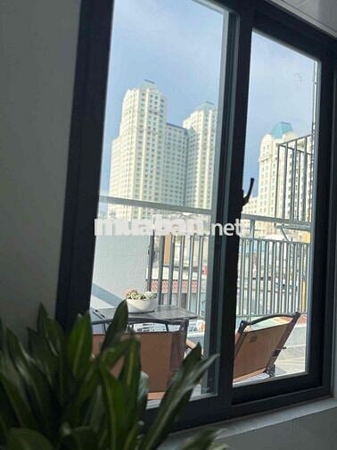 Duplex Ban Công Cực Chill Gần Quận 1