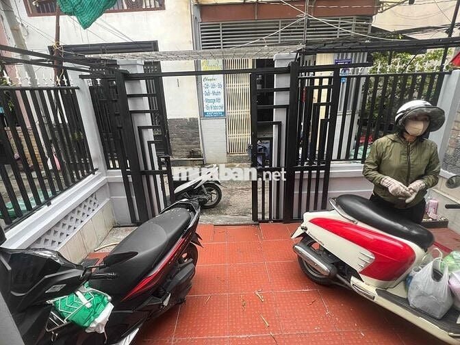✅  Nhà 4 tầng,gần hẻm ô tô Dương Bá Trạc, P 1, Quận 8