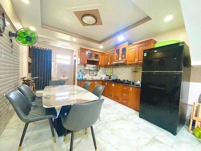 BÁN NHÀ 60m2 4 TẦNG VỊ TRÍ ĐẸP 1 SẸC QUANG TRUNG, P.8, GÒ VẤP
