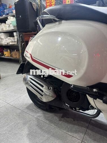 Cần bán xe Vespa Sprint S 125 ABS odo 9000km