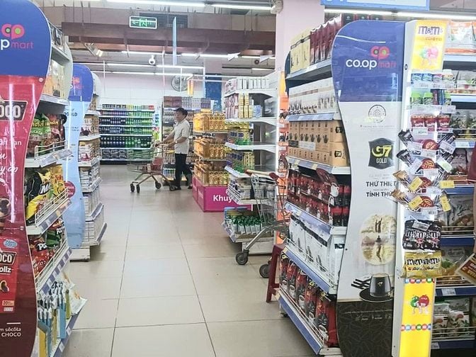 CỬA HÀNG CUỐI NĂM CẦN BỔ SUNG NHÂN VIÊN ĐI LÀM NGAY