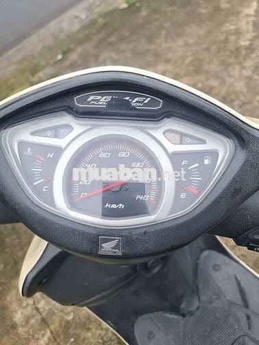 #LEAD_110_2012 Fi mới Ken như xe thùng