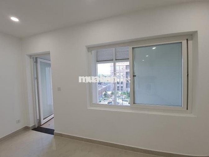 Cần tiền bán gấp Studio Saigon Mia 30m² sẵn rèm, máy lạnh. Giá 1ty850