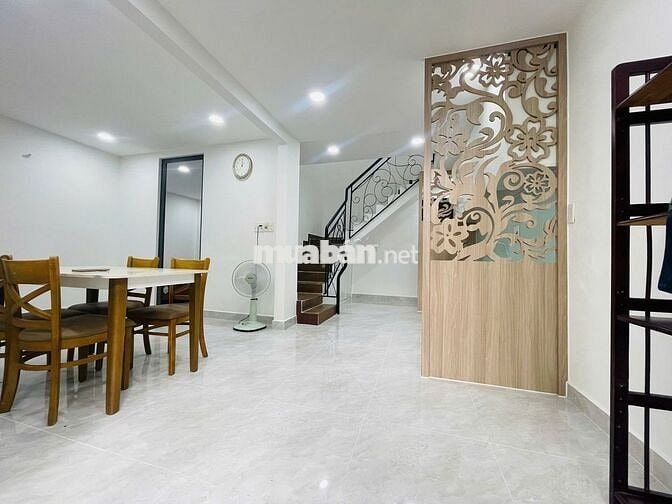 NHÀ NGUYÊN CĂN - 3PN -  4WC - Trung tâm Quận Phú Nhuận