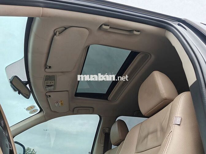 Mitsubishi Outlander 2.0 Premium 2017 - Nhập Nhật