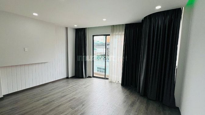  NHÀ THIẾT KẾ ĐẸP - 4 LẦU - ĐƯỜNG 8M BÌNH PHÚ 1 Q.6