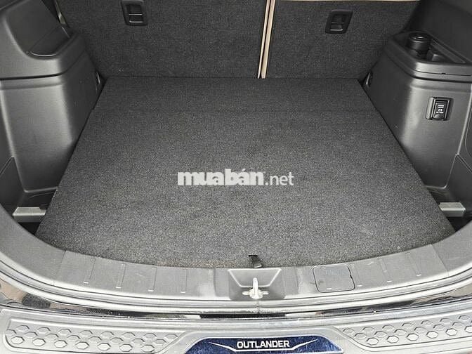 Mitsubishi Outlander 2.0 Premium 2017 - Nhập Nhật