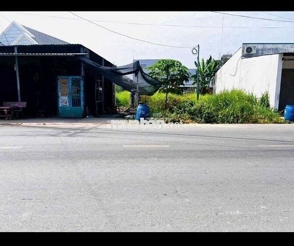 HÀNG CỰC PHẨM BÁN NHANH LÔ ĐẤT 200M2 GẦN CẦU VƯỢT CỦ CHI , GIÁ 950TR