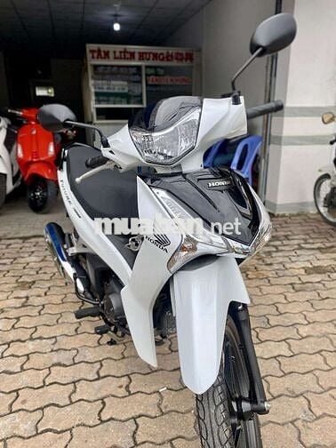 Siêu Mới FUTURE 125Fi LED 2024 Lăn bánh 3.200Km