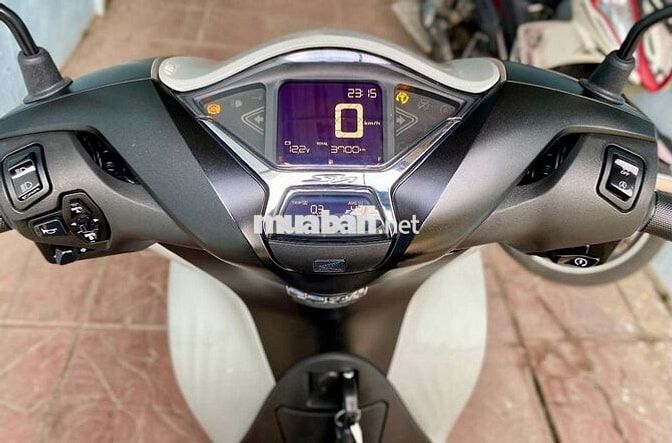 Siêuuu Lướt SH 125i ABS 2024 Xám Xj Măng 3.700Km