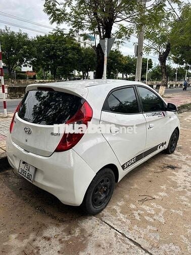cần bán xe hyundai eon máy số chạy ngon