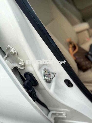 vios bản E xịn gia đình. xe cực mới rin 100%