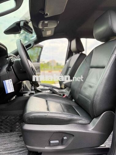 Ford Everest 2022 Titanium 2.0L AT 4x2 - 84000 km